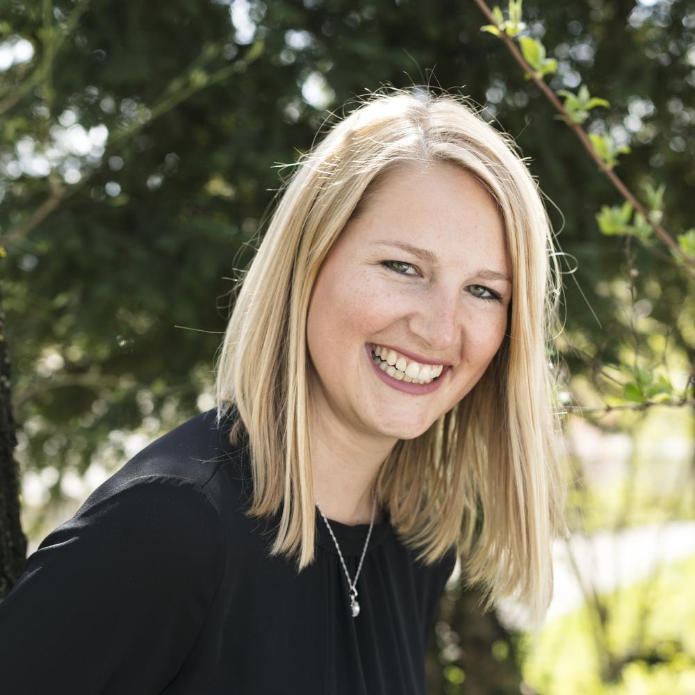 Portrait of Alina Barrer