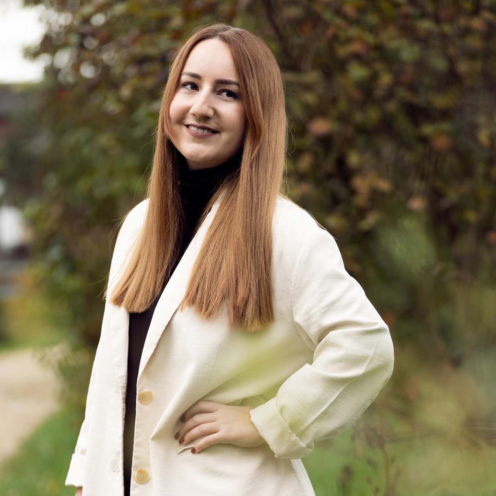 Portrait von Janine Bhend
