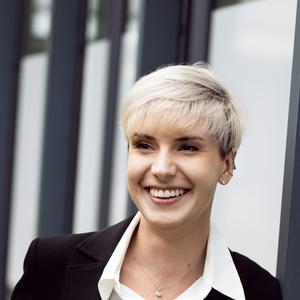 Portrait of  Julia Stoll